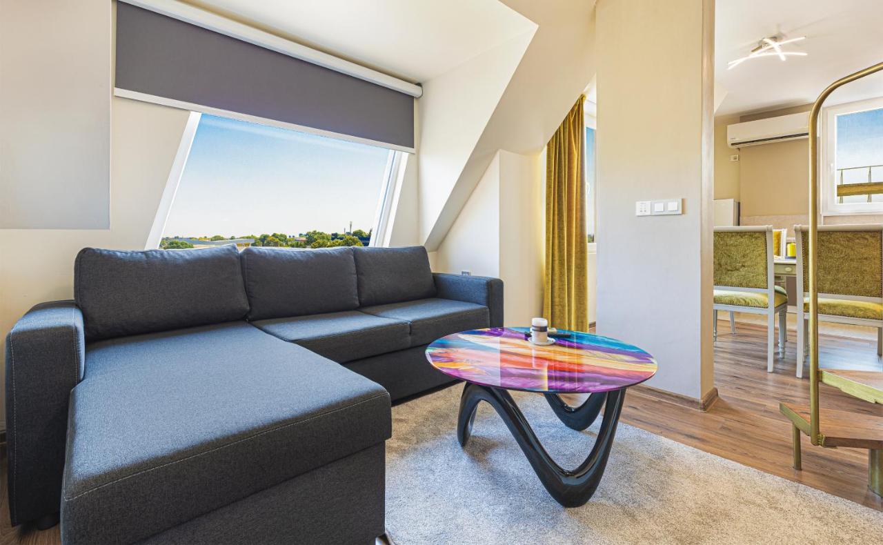 Fancy 1Bd Penthouse With Terrace Near The Centre By Flat Mаnager Apartman Plovdiv Kültér fotó