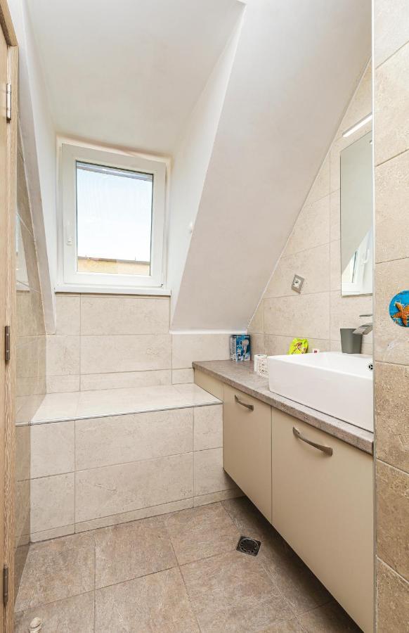 Fancy 1Bd Penthouse With Terrace Near The Centre By Flat Mаnager Apartman Plovdiv Kültér fotó